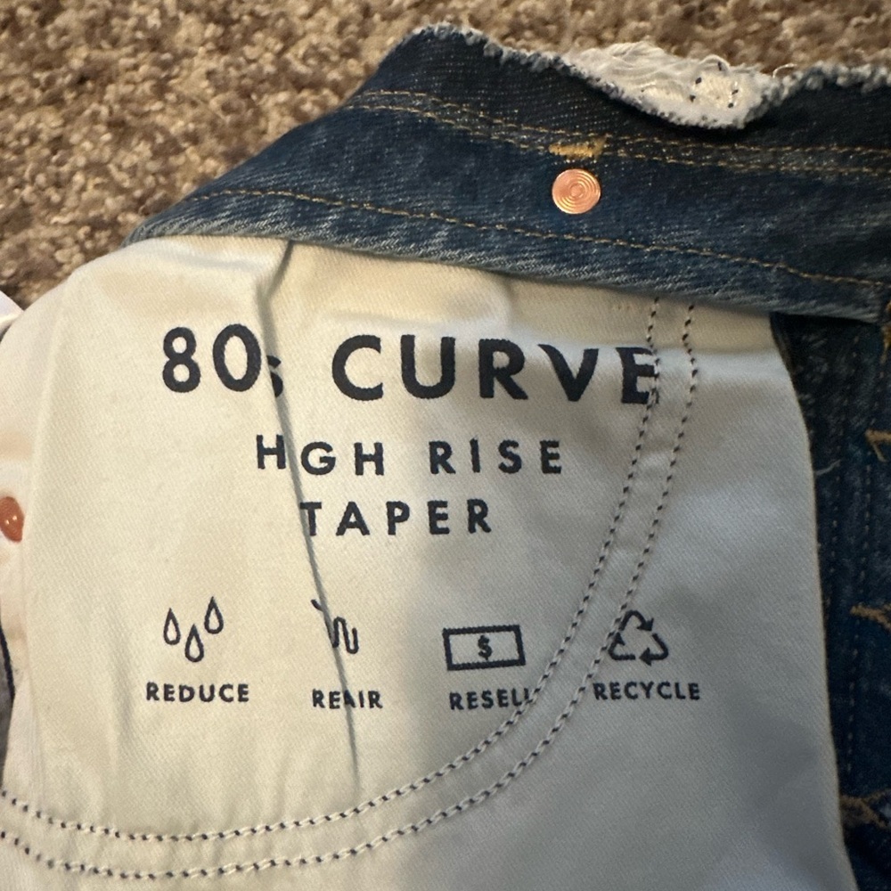Lucky Brand 80’s Curve High Rise Taper Jeans - Picture 4 of 4